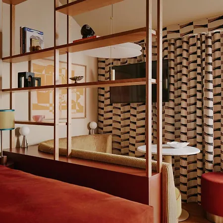 Locke Am Platz Hotel 4*