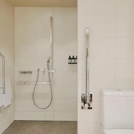 Locke Am Platz Hotel 4*