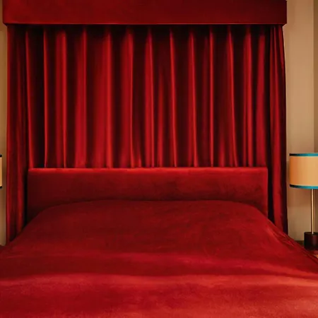 Locke Am Platz Hotel 4*