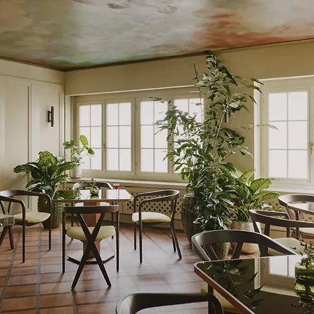 Locke Am Platz 酒店 4*