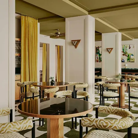 酒店 Locke Am Platz 4*