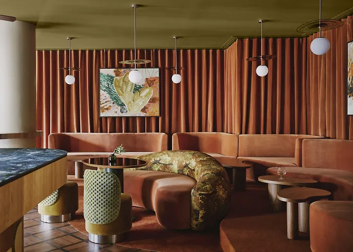 Locke Am Platz 4* Zürih