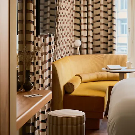 Locke Am Platz Hotel 4*
