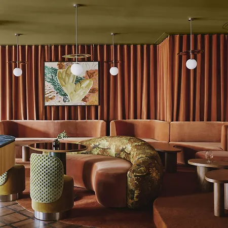 Locke Am Platz 4* ציריך